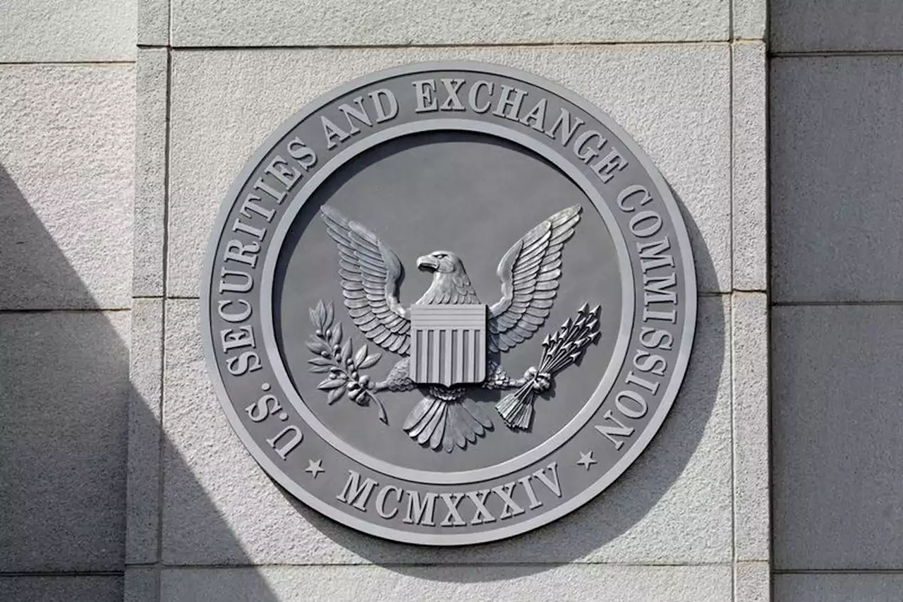 U.S. securities regulator proposes requiring companies disclose climate-related risks, emissions data