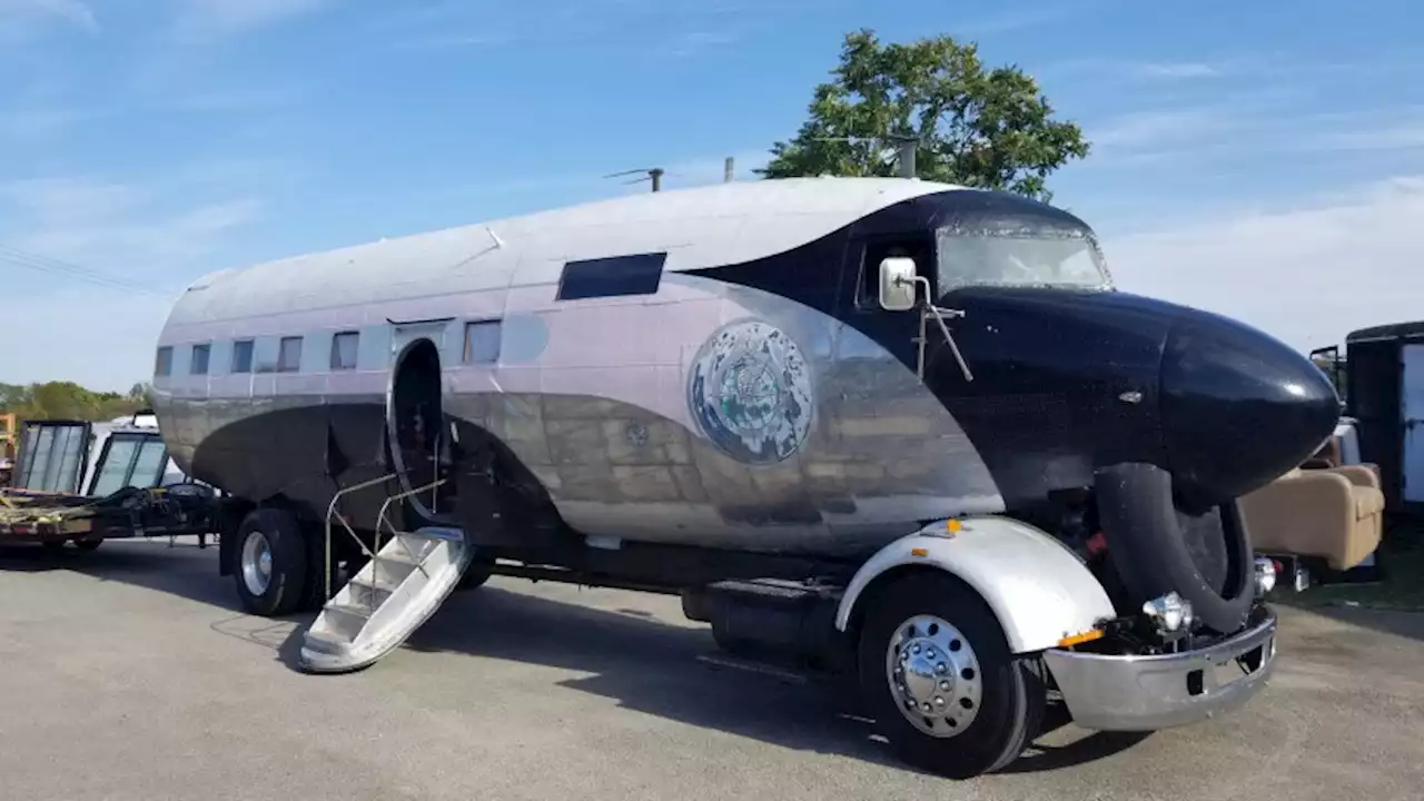 An Man Turned A WWII Aircraft into A 300-Square-Foot Airplane RV