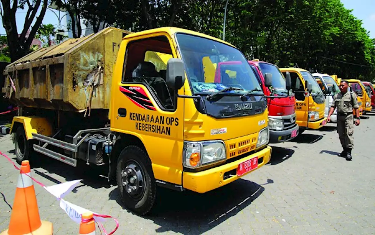 Banyak yang Usang, DLH Bakal Tambah Lima Unit Truk Sampah Baru