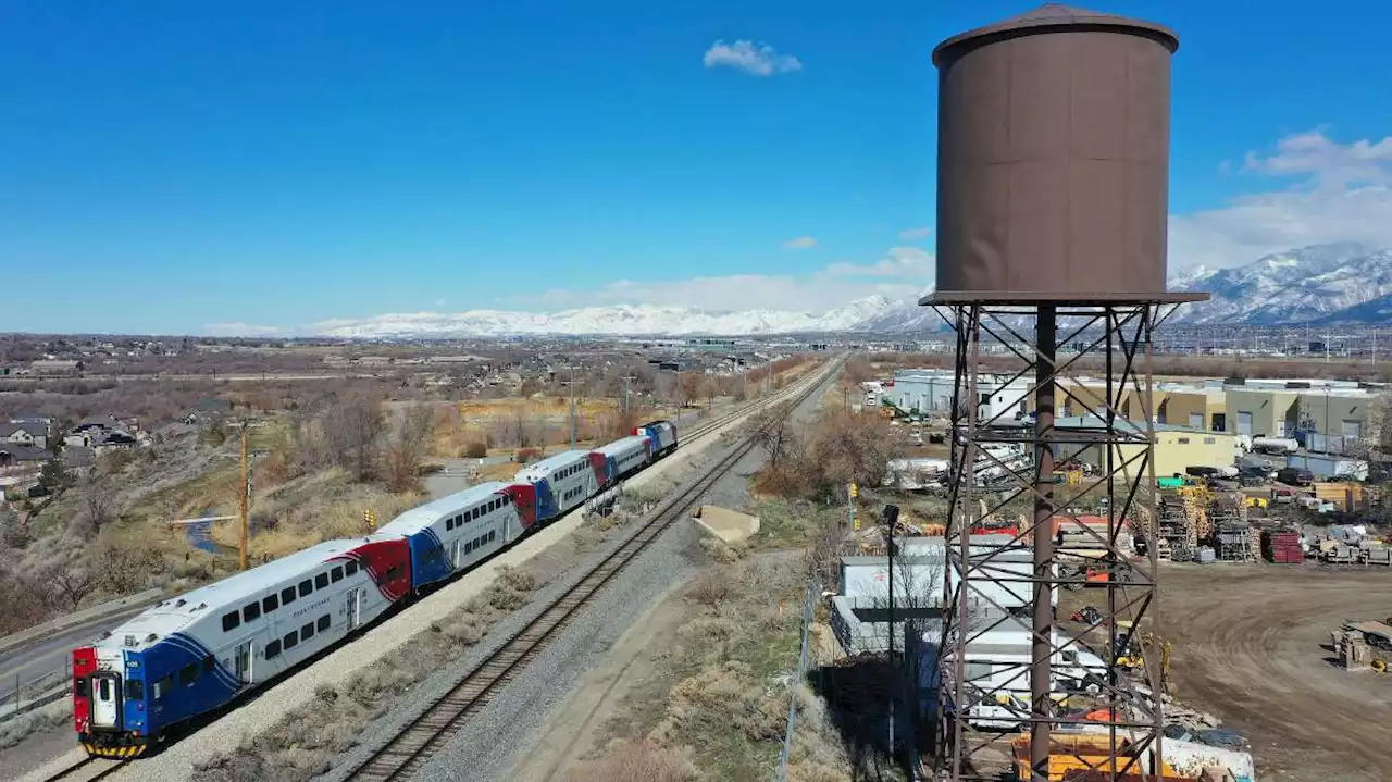 Gas prices in Utah have some commuters turning to public transit