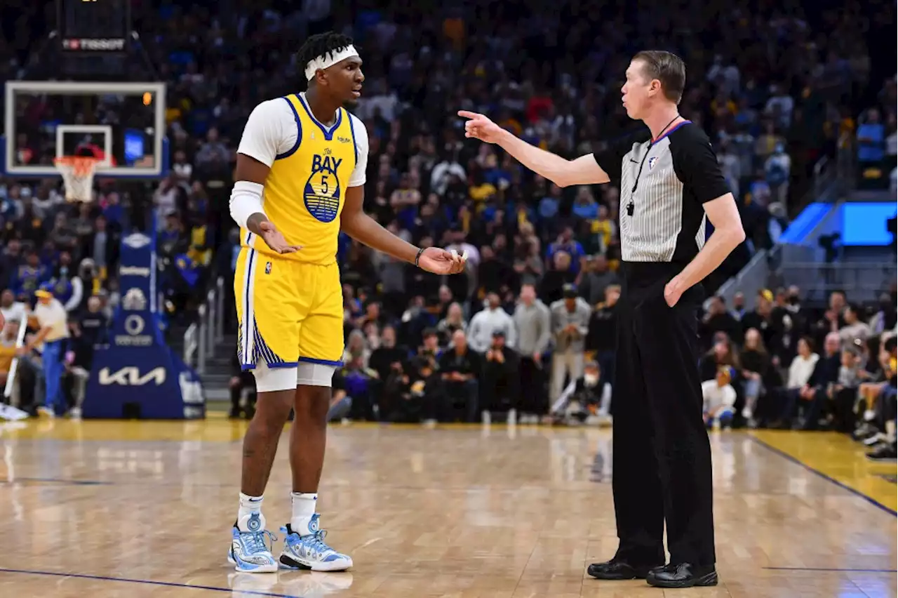 Warriors on controversial foul calls in Spurs loss: ‘The two fouls at the end were bizarre’