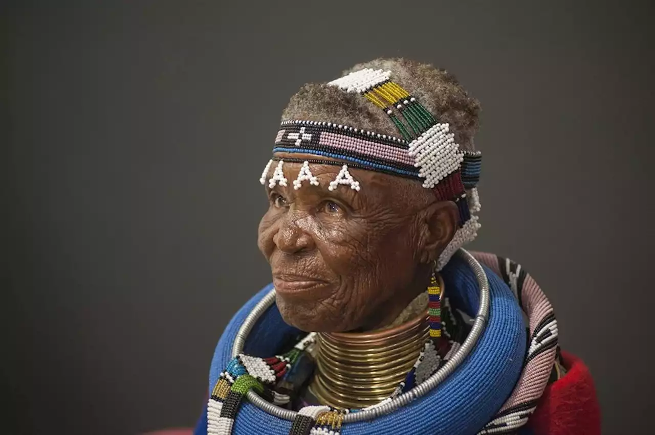 JUST IN | Mpumalanga police launch manhunt after Ndebele artist Dr Esther Mahlangu robbed, attacked | News24