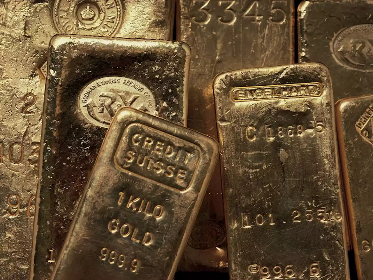 How gold prices connect to inflation, interest rates, bitcoin and the modern economy