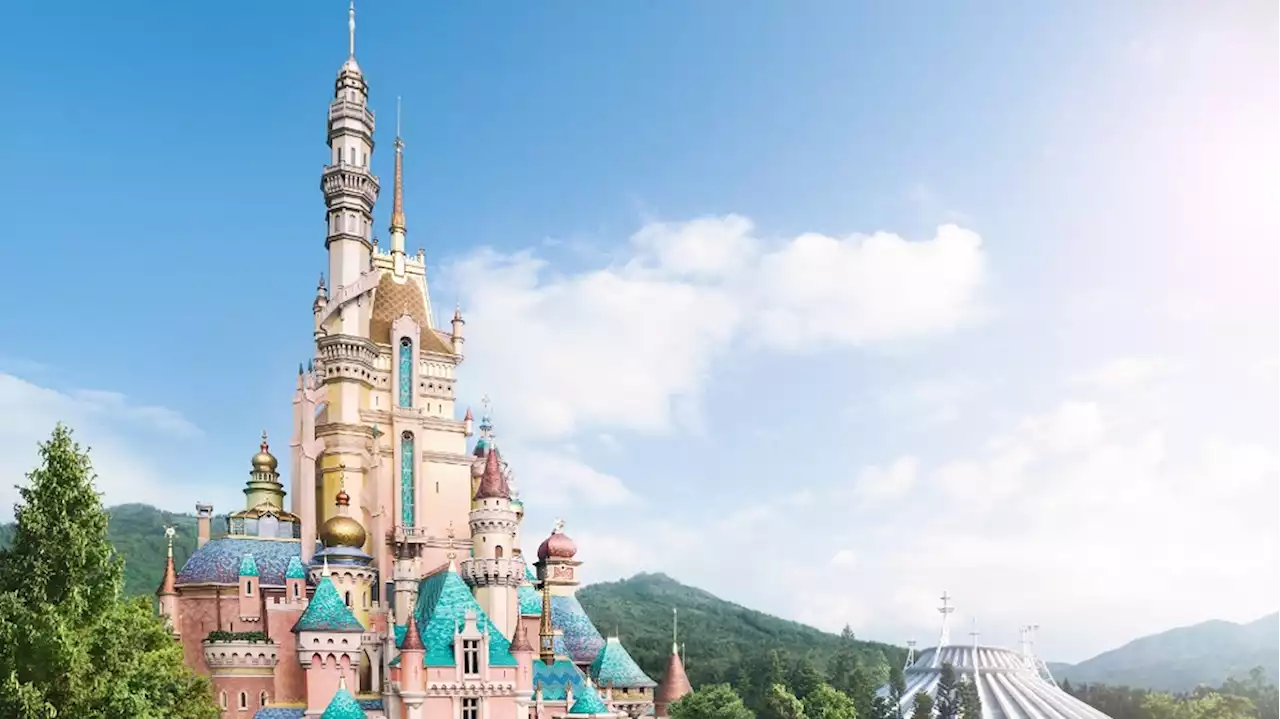 Hong Kong Disneyland Trims Losses to $308 Million in Closure-Hit Year