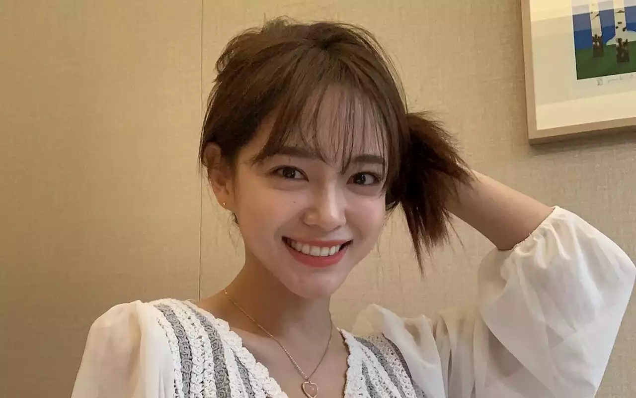 Respon Dingin Kim Sejeong Tanggapi Komentar Haters Tuai Perhatian