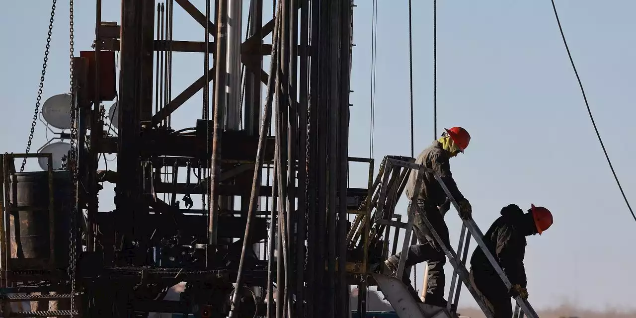 Shale Companies Drilling More, but Oil Output Growing Little