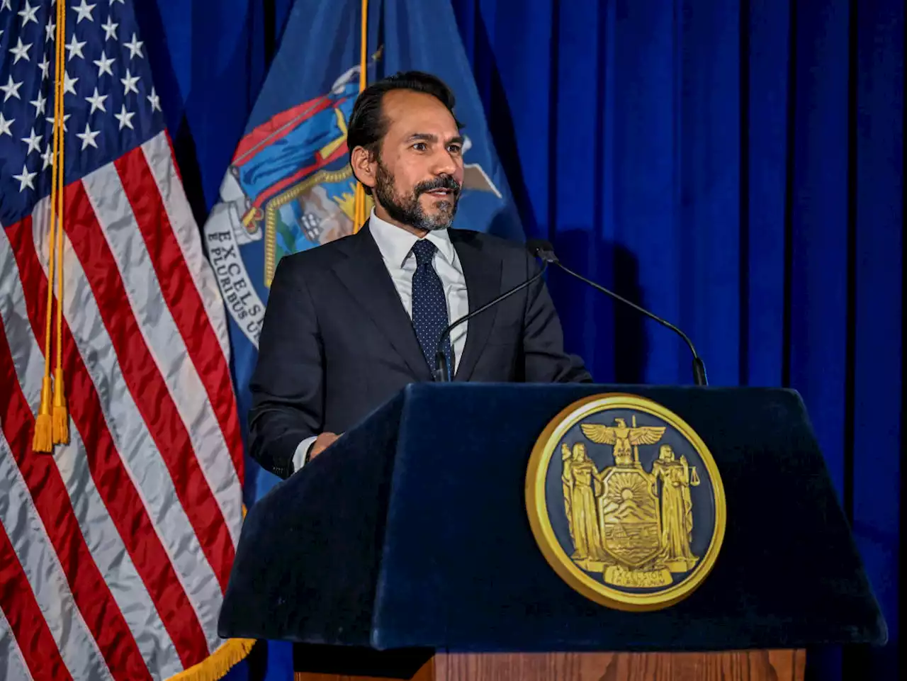 From Cuomo to Hochul: Mujica remains a key aide, drawing praise and skepticism