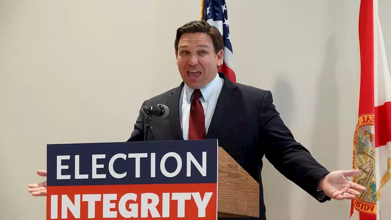 Florida Gov. Ron DeSantis signs bill requiring high school students to take financial literacy class