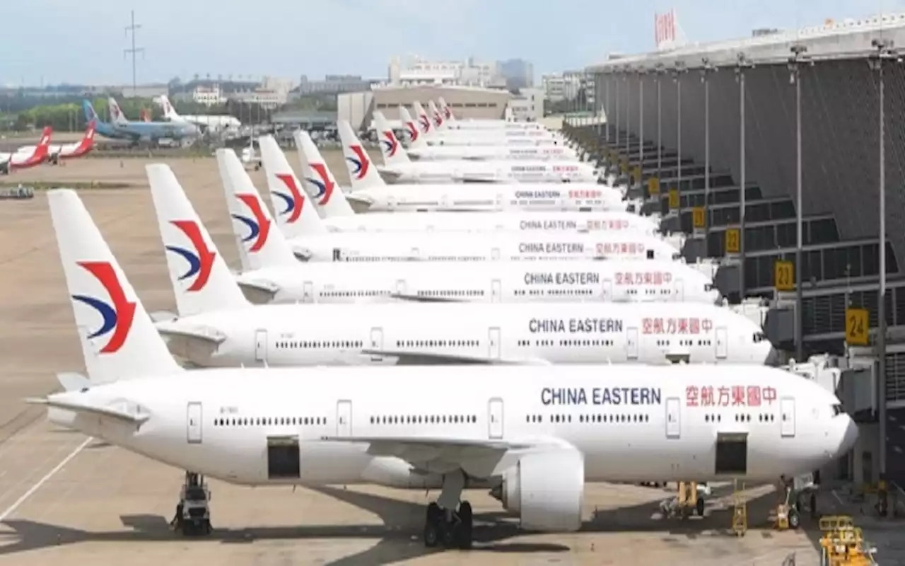 Dalam 3 Menit, China Eastern Airlines MU-5735 Turun Tajam dari Ketinggian Ribuan Meter dan Terbakar | Kabar24 - Bisnis.com