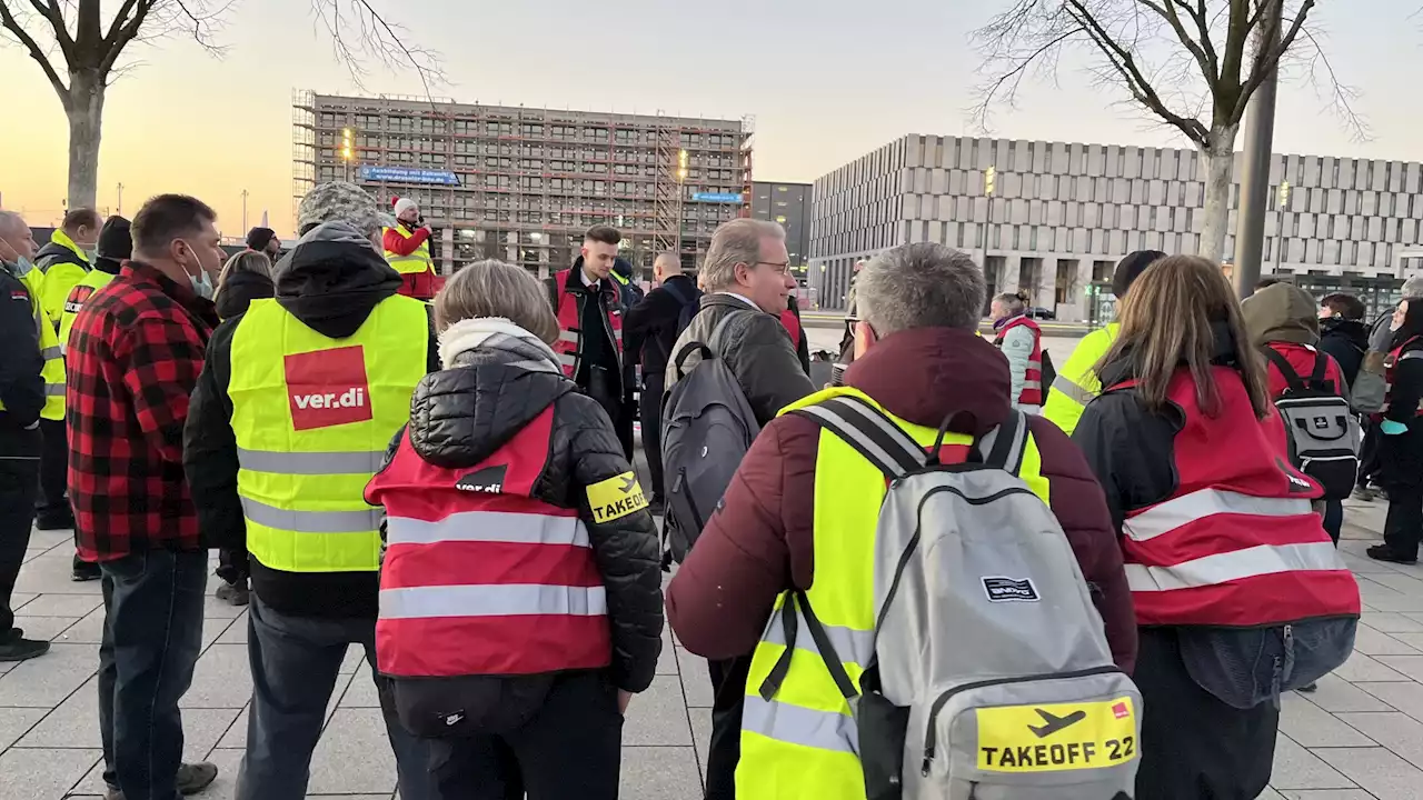 Streik am BER hat begonnen - Sicherheitsmitarbeiter legen Flugverkehr lahm