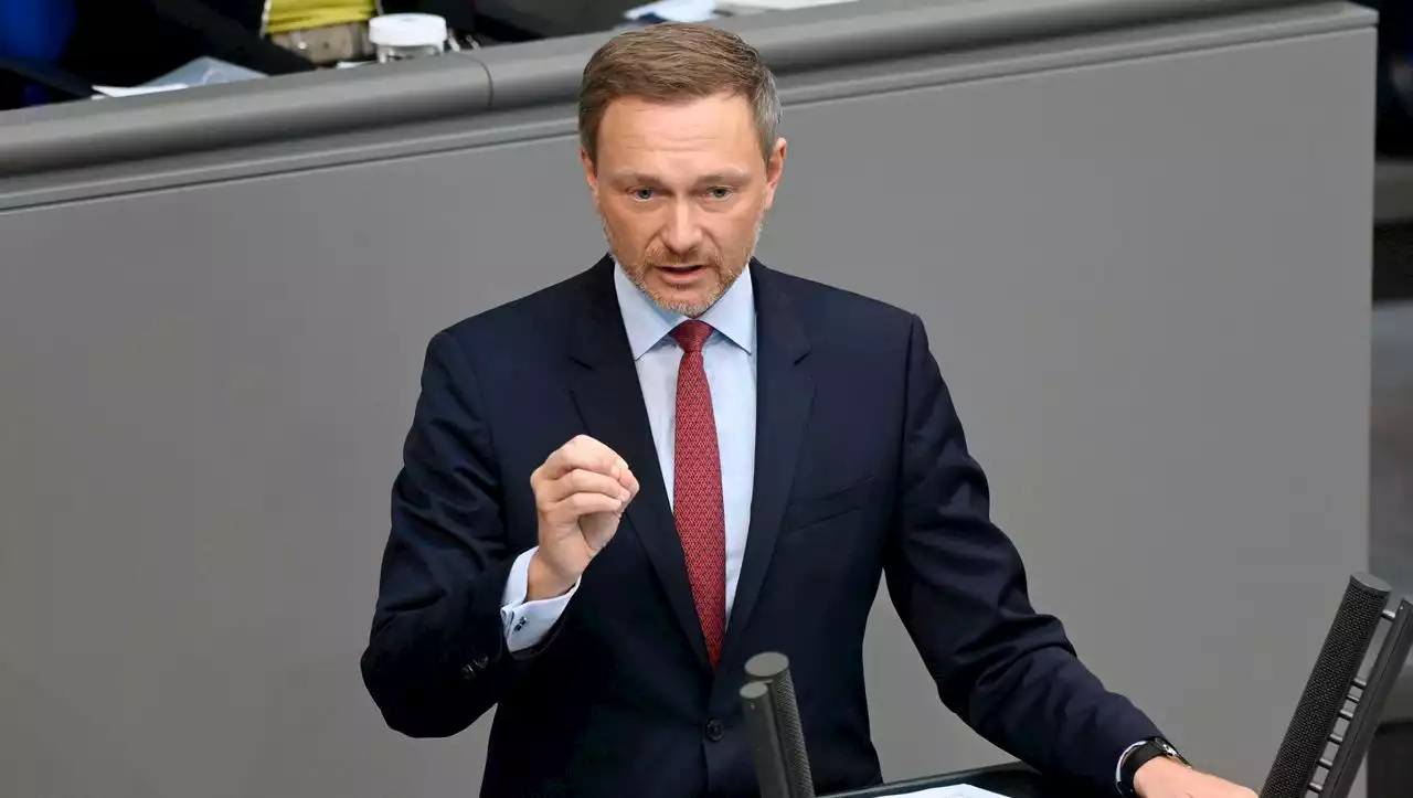 Christian Lindner deutet Abrücken von Tankrabatt an