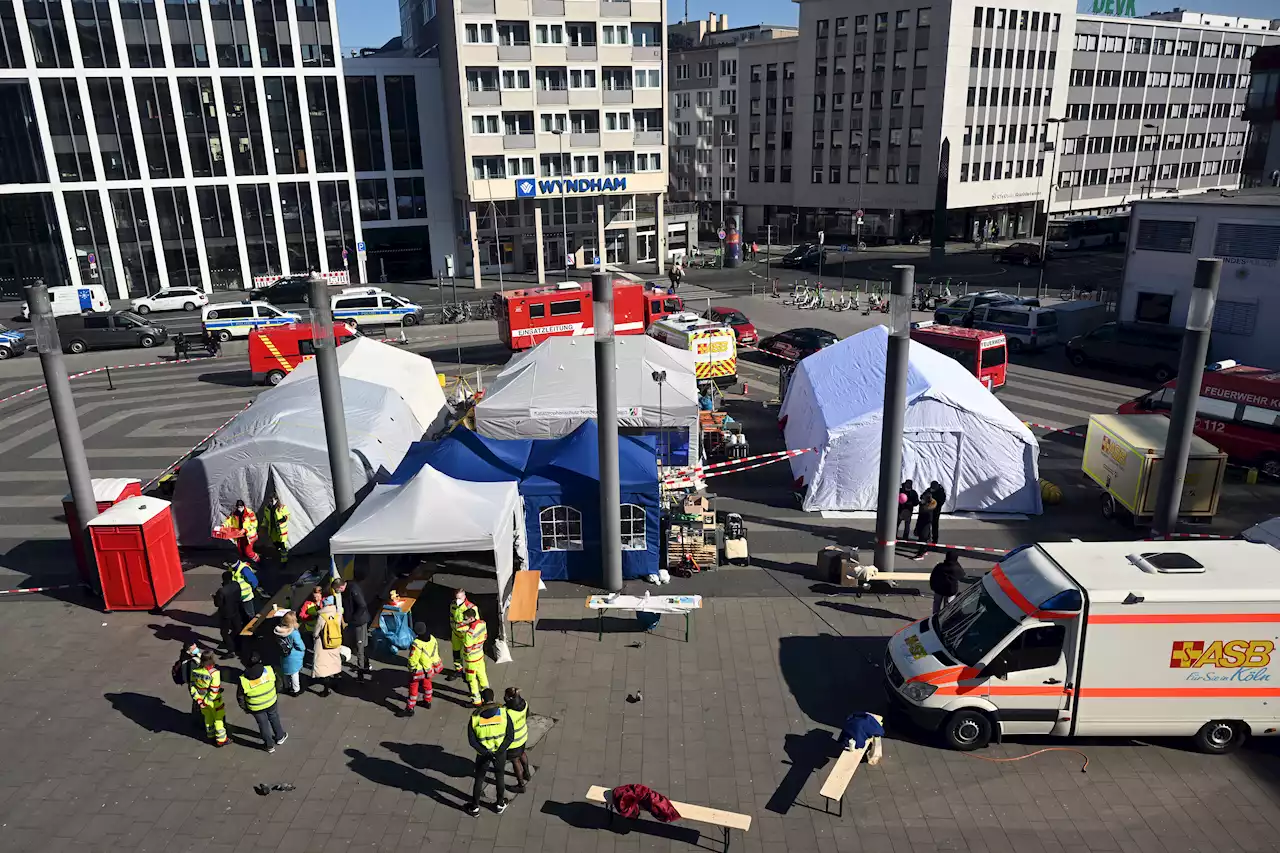 Kriegsflüchtlinge - Gewerkschaft der Polizei für Schutzzonen in Bahnhöfen