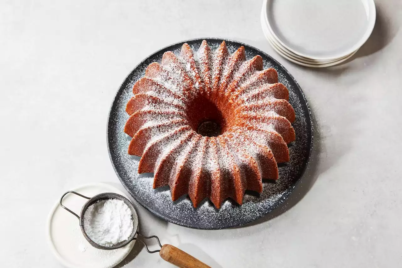 Why a Cold Oven Is the Secret to a Better Pound Cake