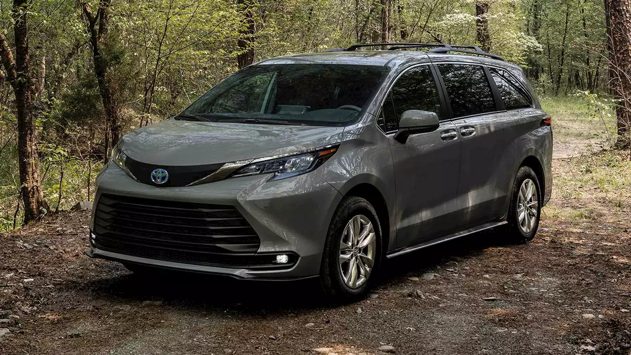 Test drive: The 2022 Toyota Sienna Woodland is the monster truck of minivans