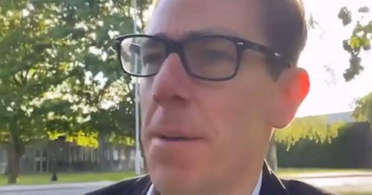 Ryan Tubridy criticises 'out of touch' Putin for honeymoon story and 'ceremony'