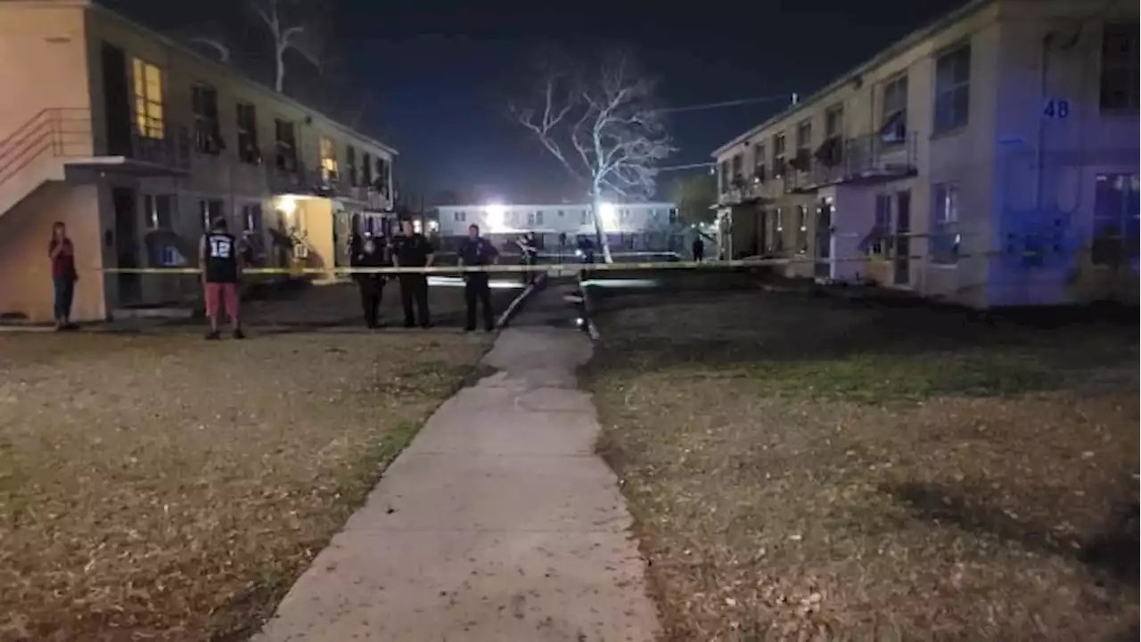 Man shot multiple times while sitting outside at West Side apartment complex