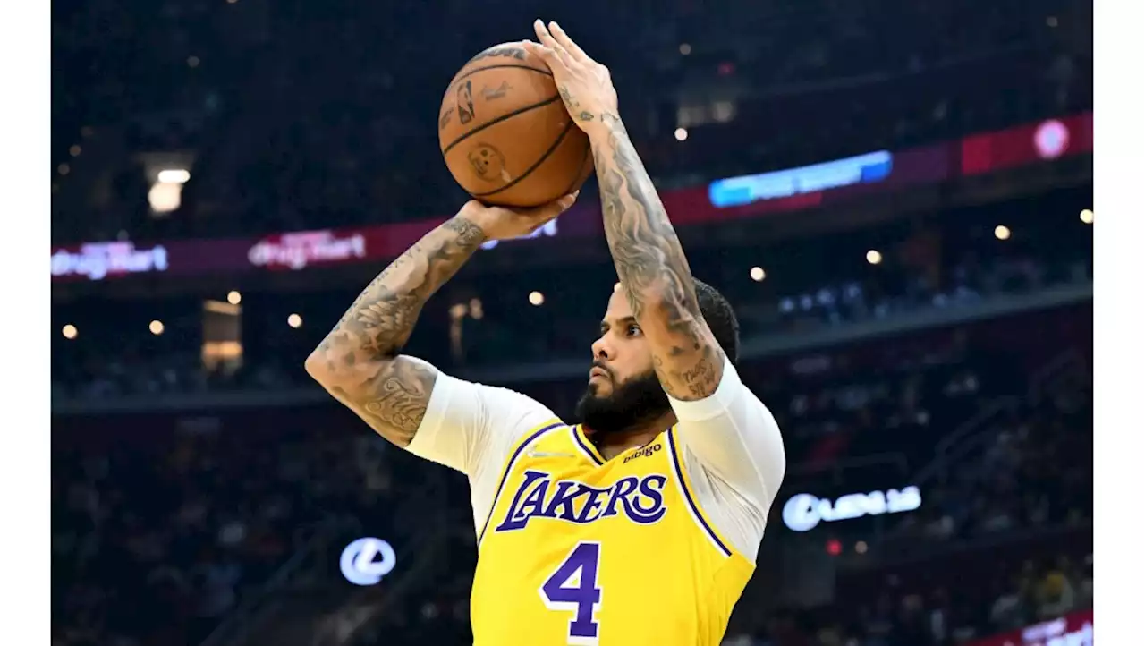 D.J. Augustin gives Lakers a shooting boost with perfect night