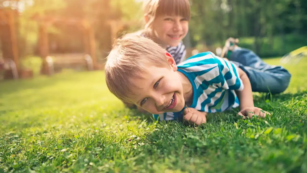 10 ways to boost the benefits of sunlight for kids