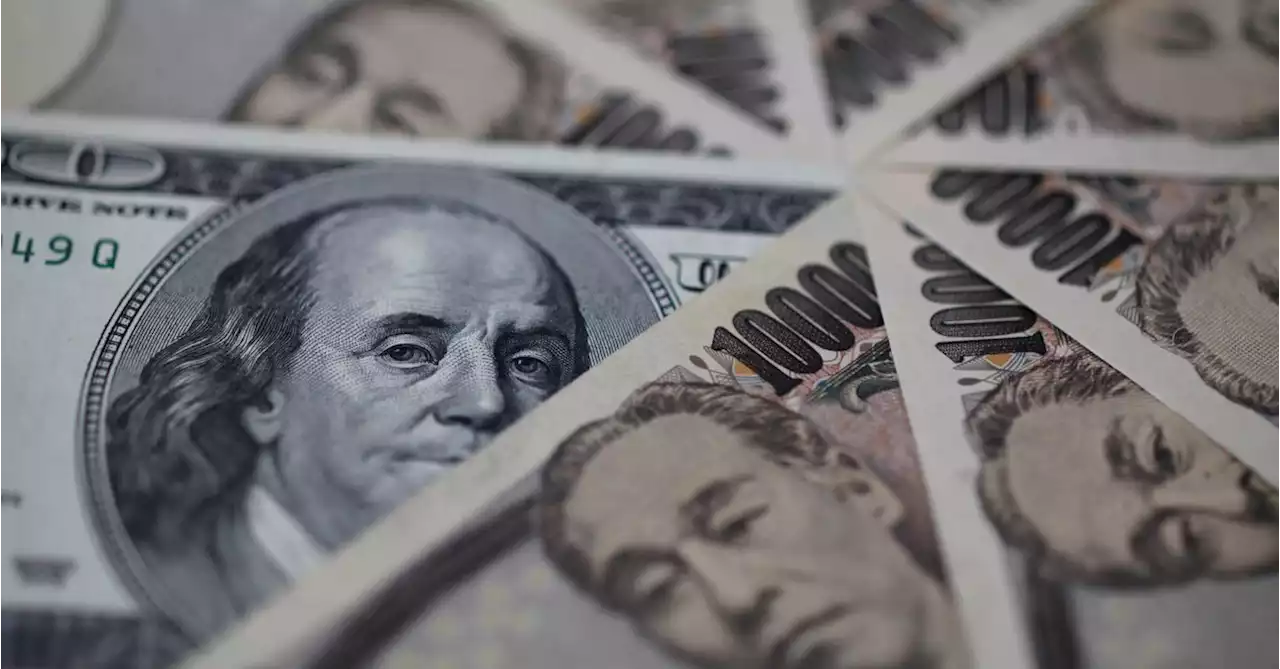 Hawkish Powell pushes yen past 120 barrier