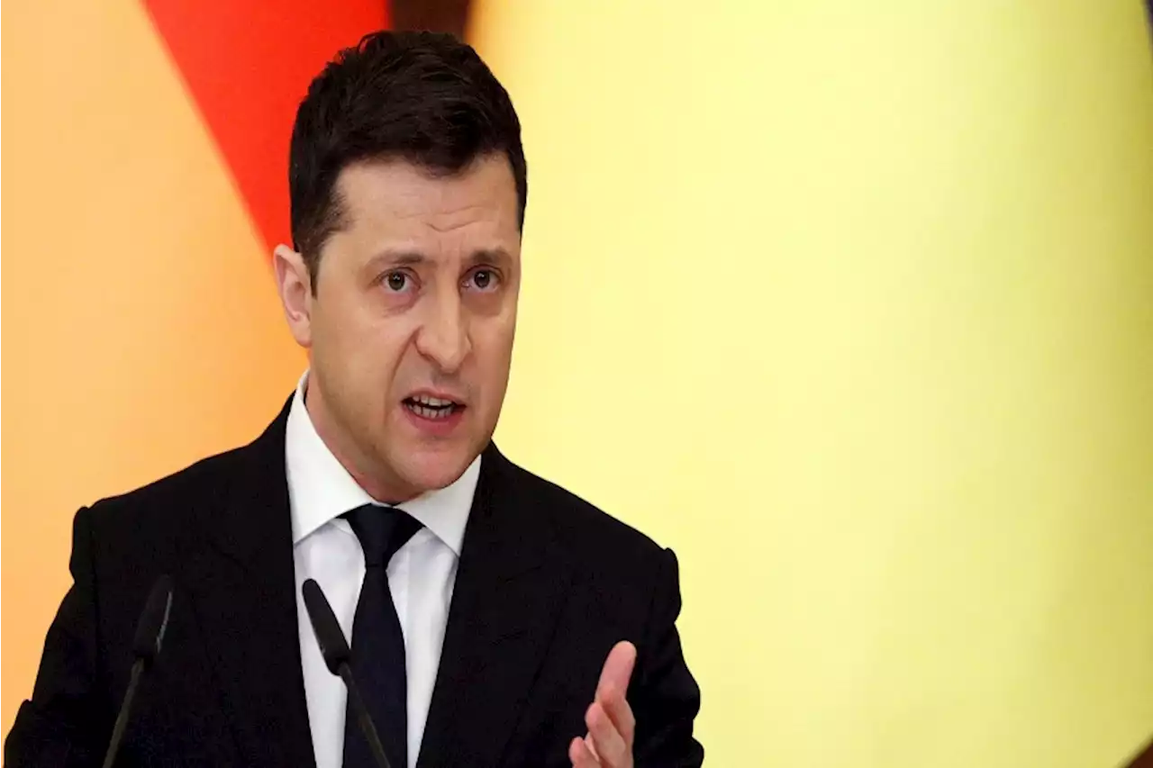 Zelensky: Banyak Jet Tempur Rusia Ditembak Jatuh karena Otak Pilotnya Kosong