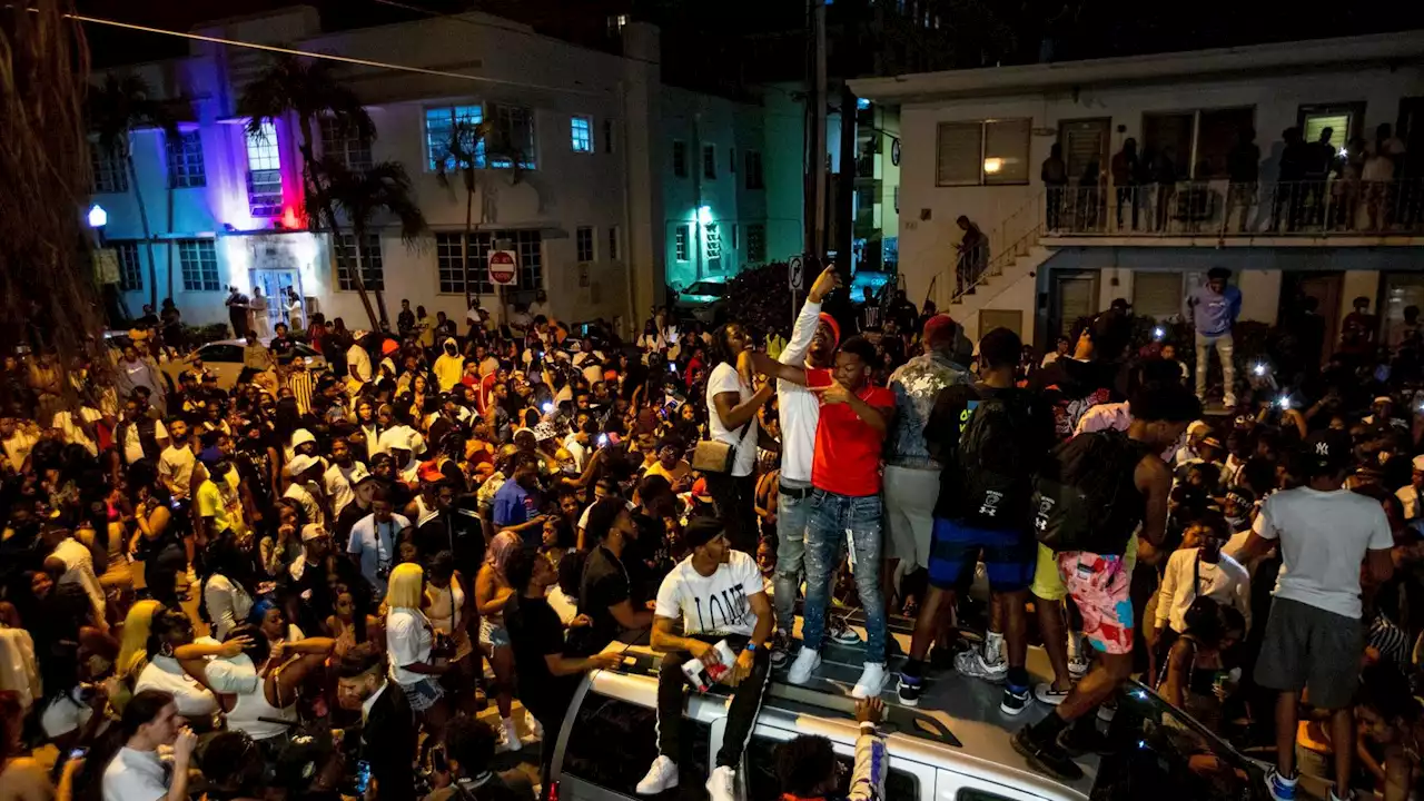 'We can't endure this anymore': Miami Beach declares state of emergency over spring break violence