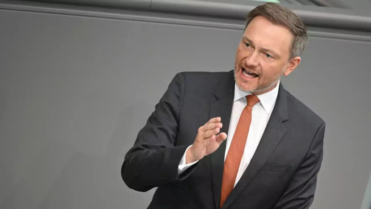 Live: Finanzminister Lindner bringt Haushaltsentwurf in Bundestag ein