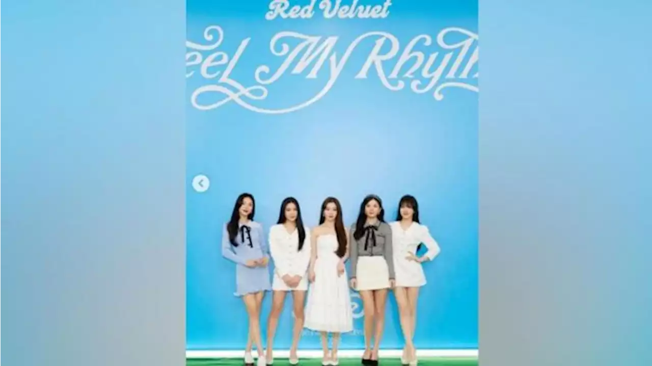 Gaya Klasik dan Chic Red Velvet saat Peluncuran Album The ReVe Festival 2022