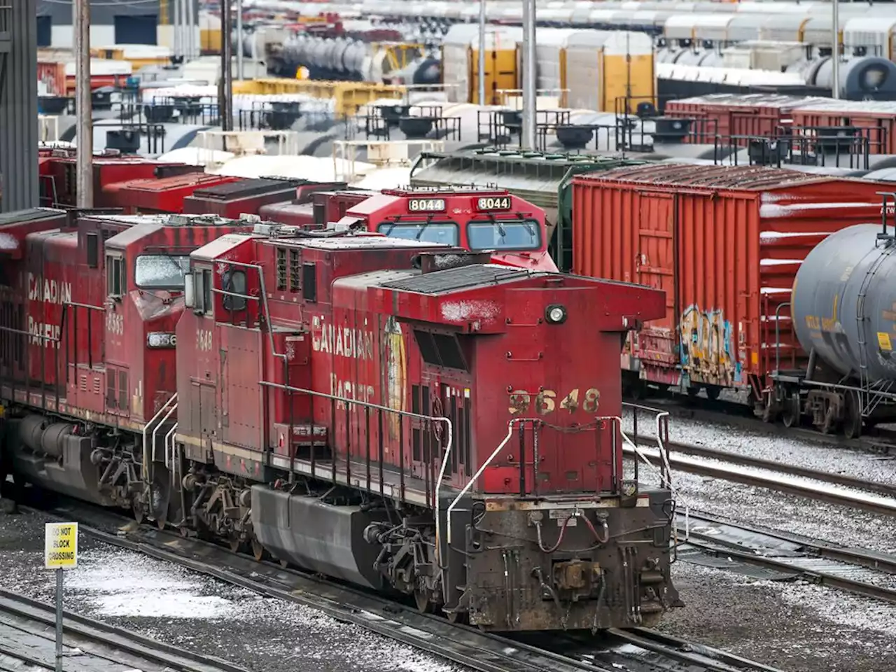 CP to restart operations after railway and union agree to binding arbitration