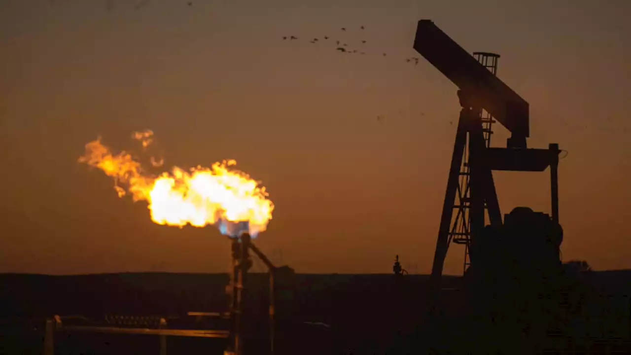 Wealthy Countries Must End Oil and Gas Production by 2034, Report Says