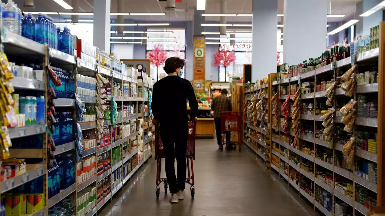 Buy this, not that: Pro tips to save at the grocery store