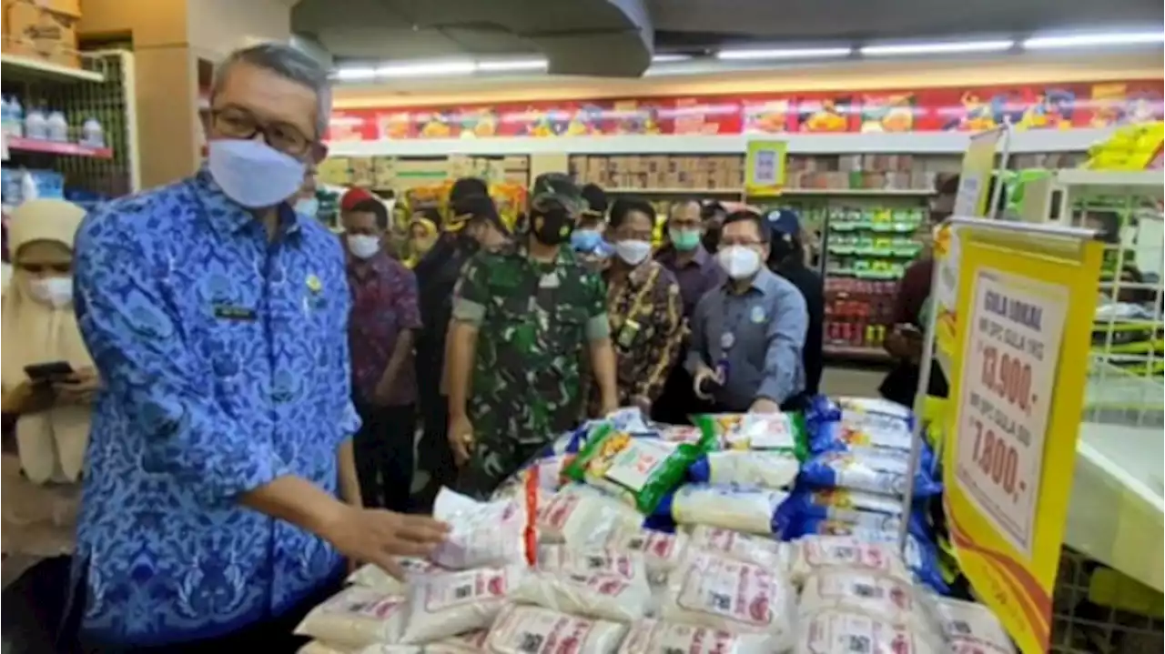 Bulog Cirebon Pastikan Stok Beras dan Gula Aman di Bulan Ramadan