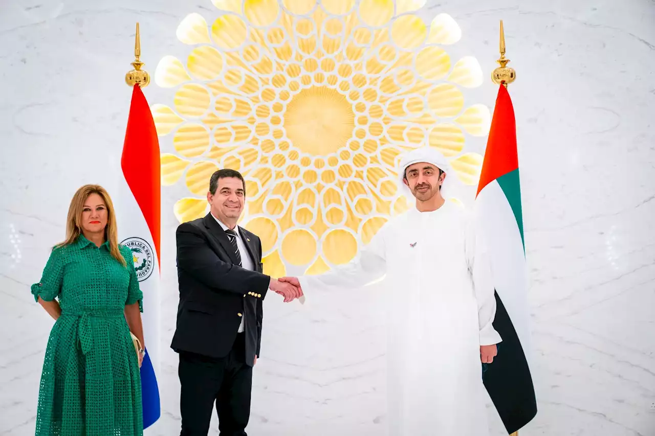 عبدالله بن زايد يستقبل نائب رئيس الباراغواي في إكسبو