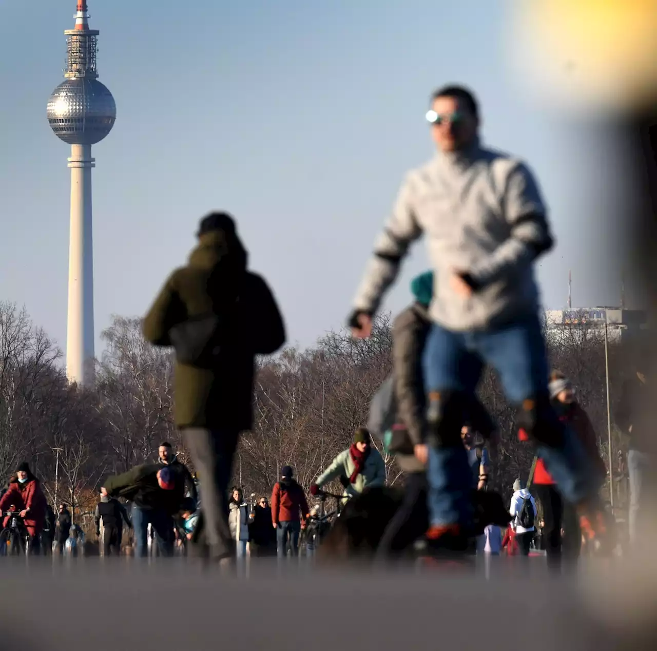 Wetter in Berlin: Hoch „Peter“ bringt strahlenden Sonnenschein