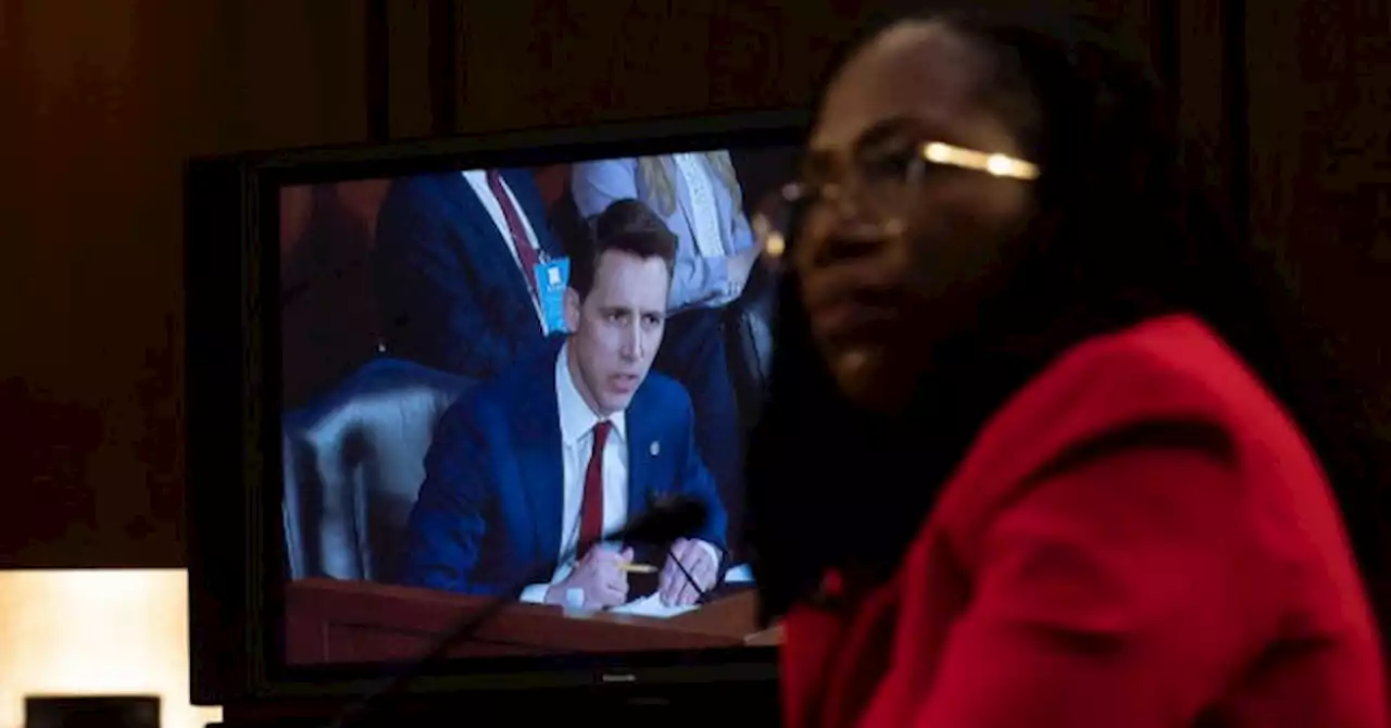 Hawley Grills Ketanji Jackson o Alleged Leniency on Child Porn