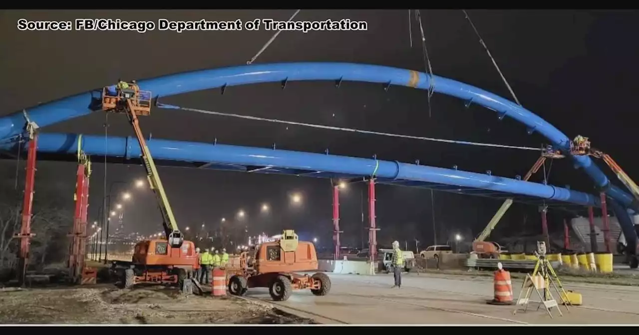 New bridge arch installed over DuSable Lake Shore Drive at 43rd Street