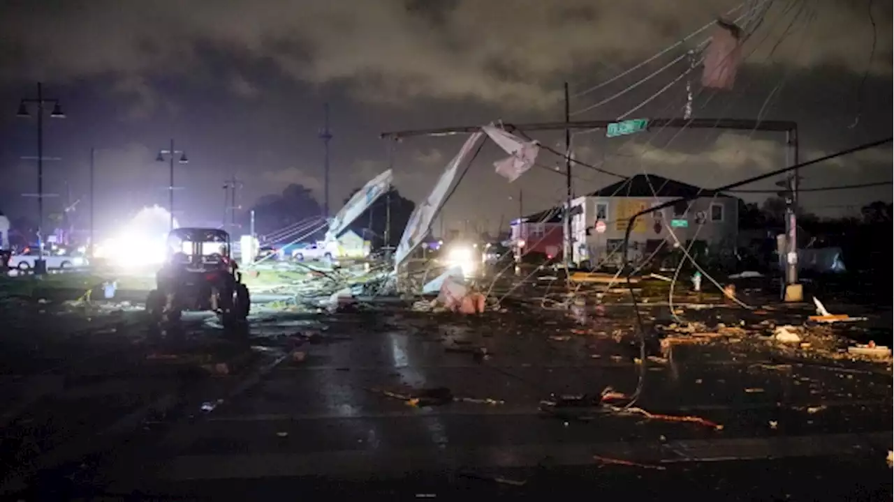 Tornado strikes New Orleans as storms move into Deep South