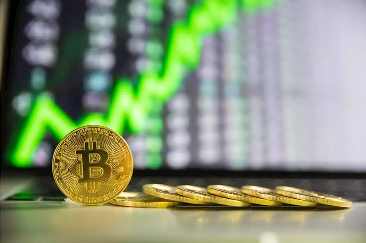 Bitcoin worth $2.6 billion taken off exchanges in 15 days as bullish sentiments mount