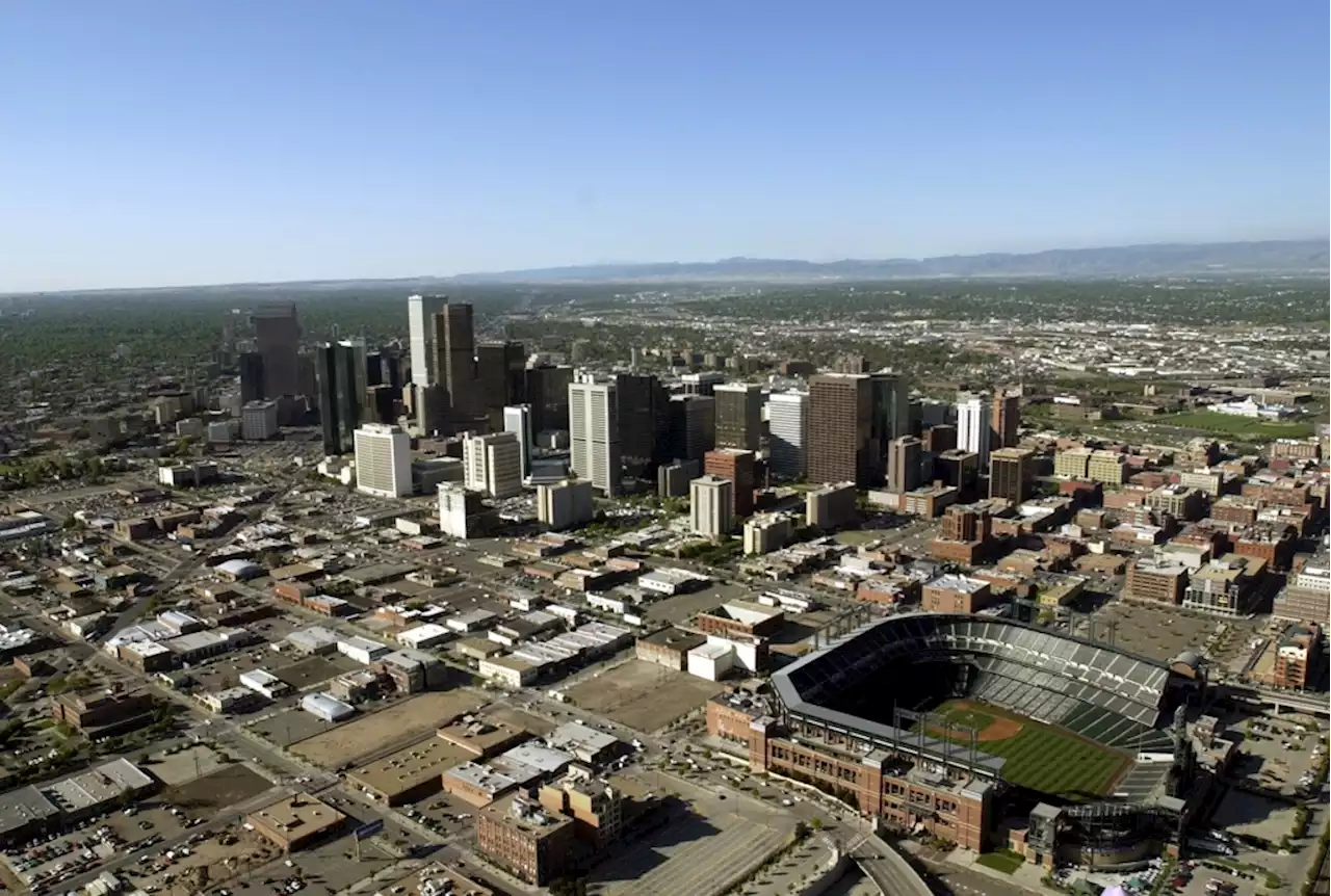 Denver weather: Windy Wednesday ahead of a warm weekend