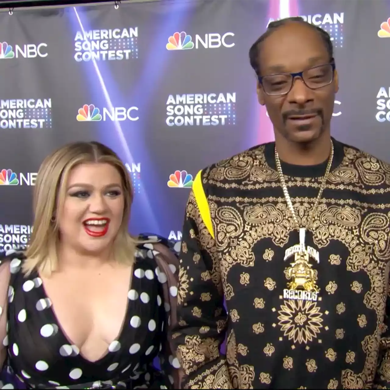 Watch Kelly Clarkson and Snoop Dogg Duet His Rap Hit 'Gin and Juice' - E! Online