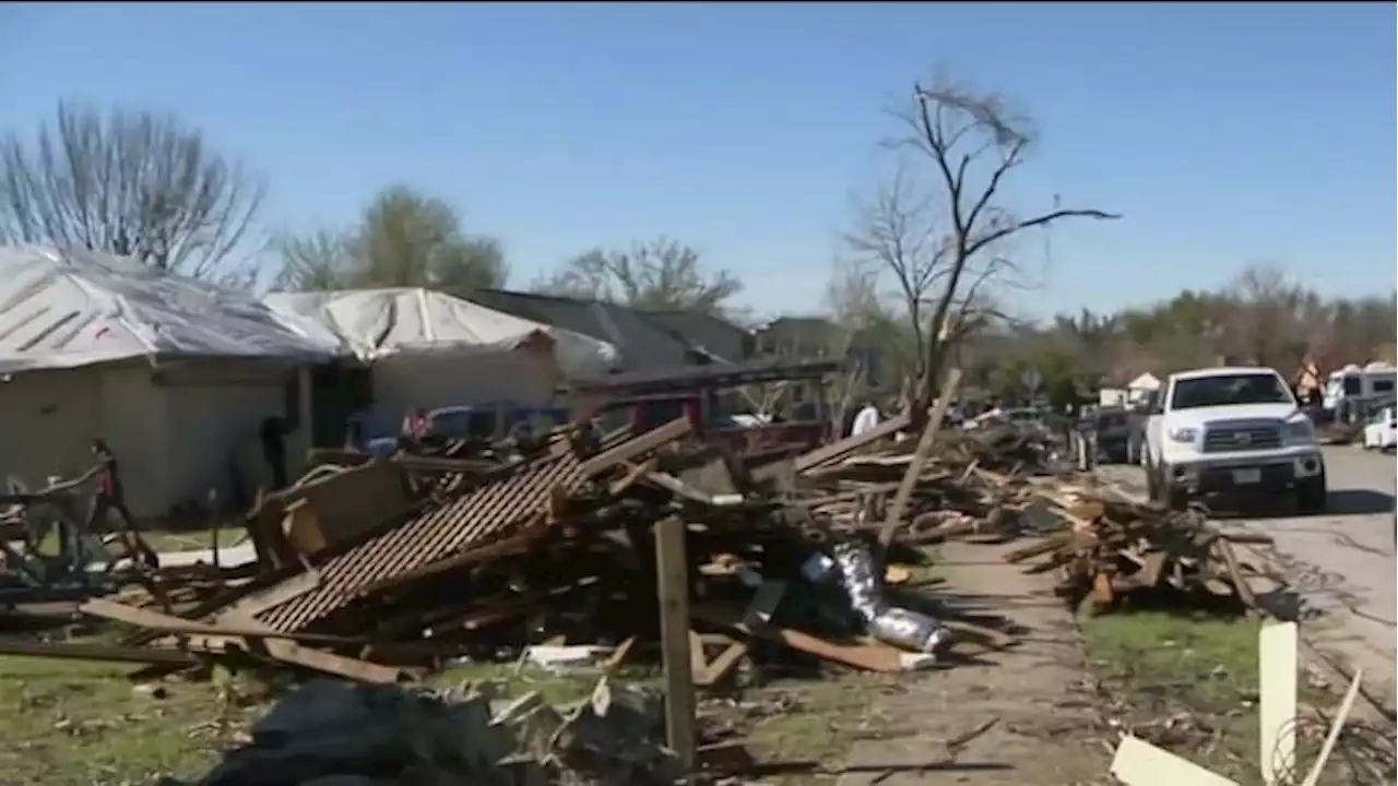 Cleanup begins after Round Rock neighborhood damaged by tornado