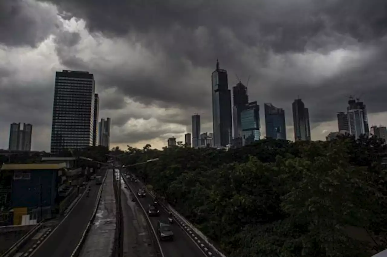 BMKG: Jaksel dan Jaktim Berpotensi Hujan Lebat Siang Ini