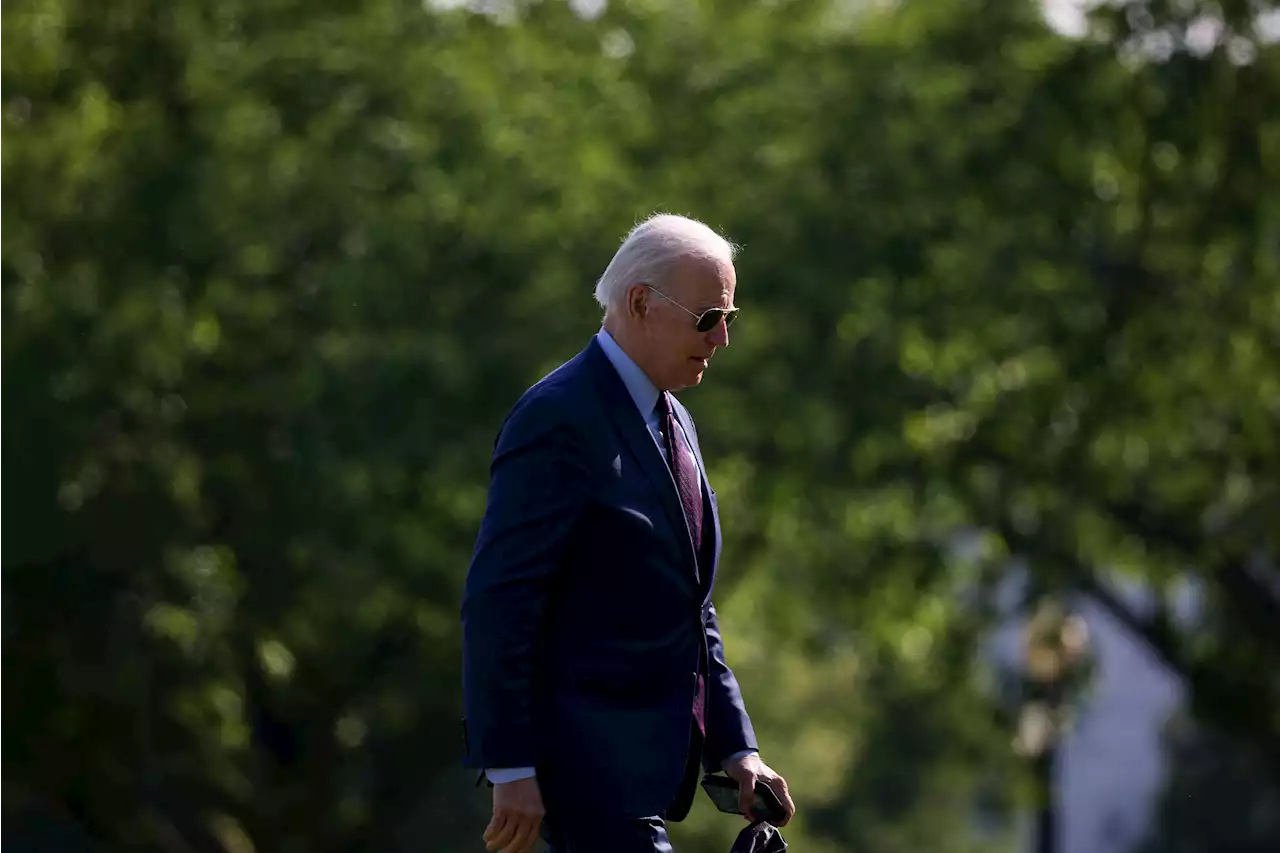 Biden Seeks New Sanctions, Help for Ukrainians in Europe