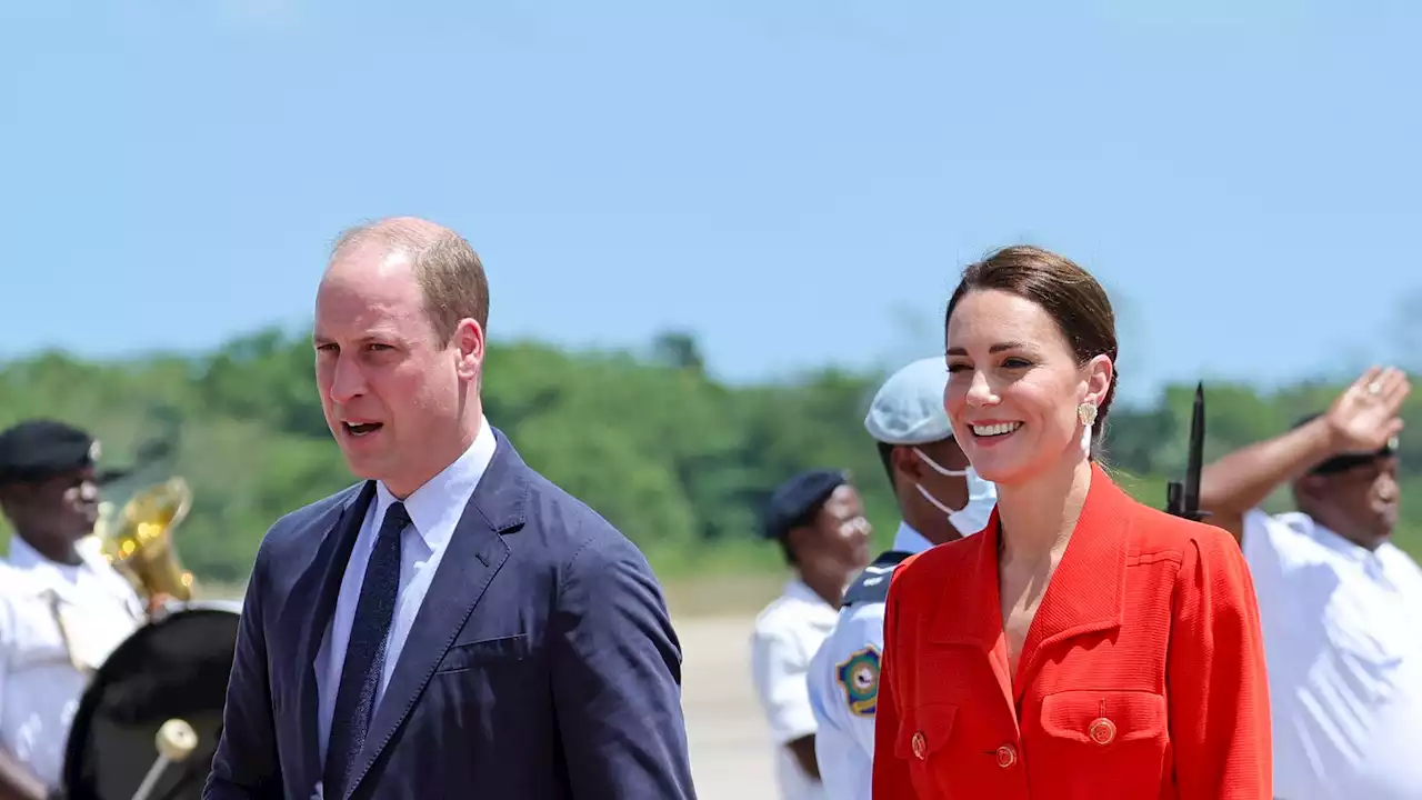 Süßer Moment! Prinz William hält die Hand von seiner Kate