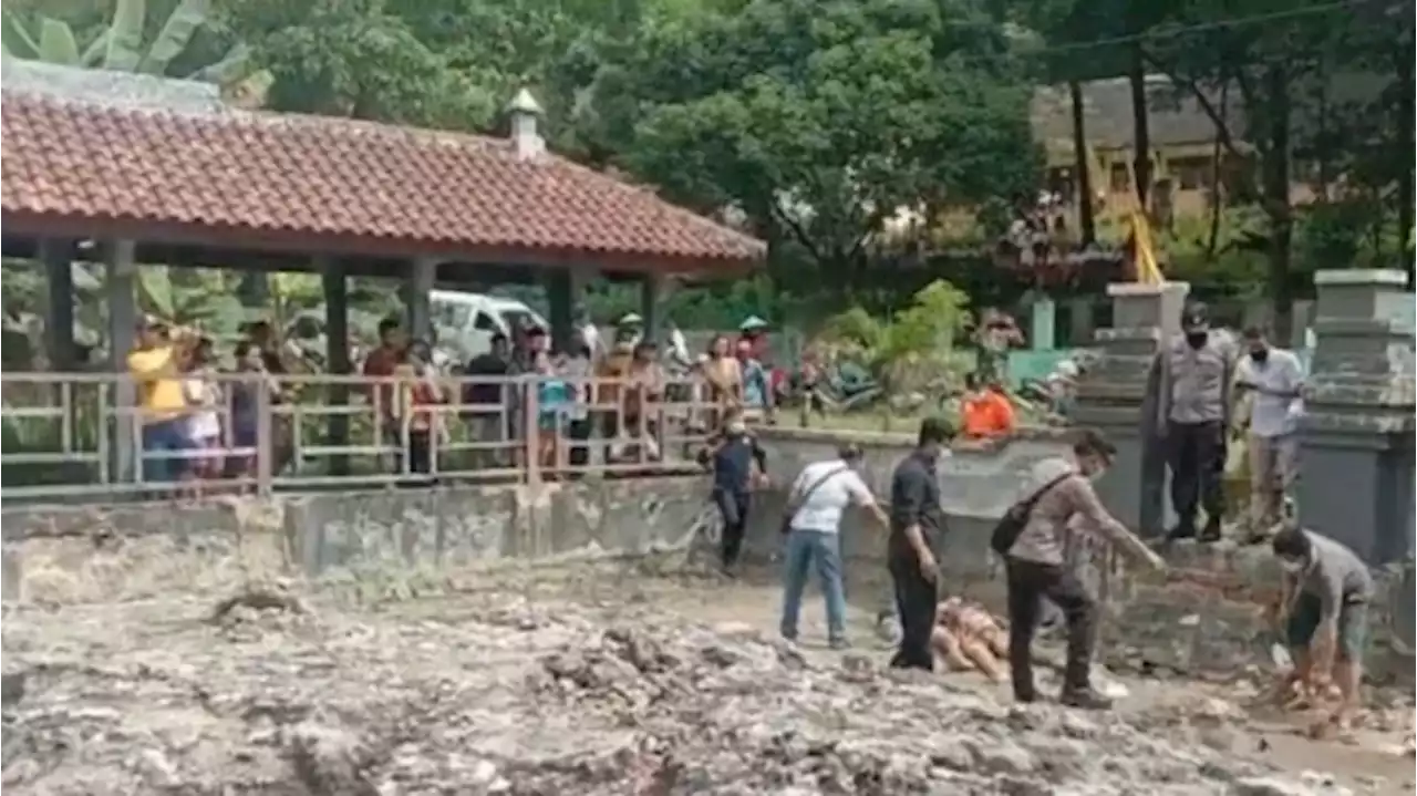 Hirup Gas Beracun di Bekas Kolam Pemandian Air Belerang, Ibu dan Anak Ditemukan Tewas