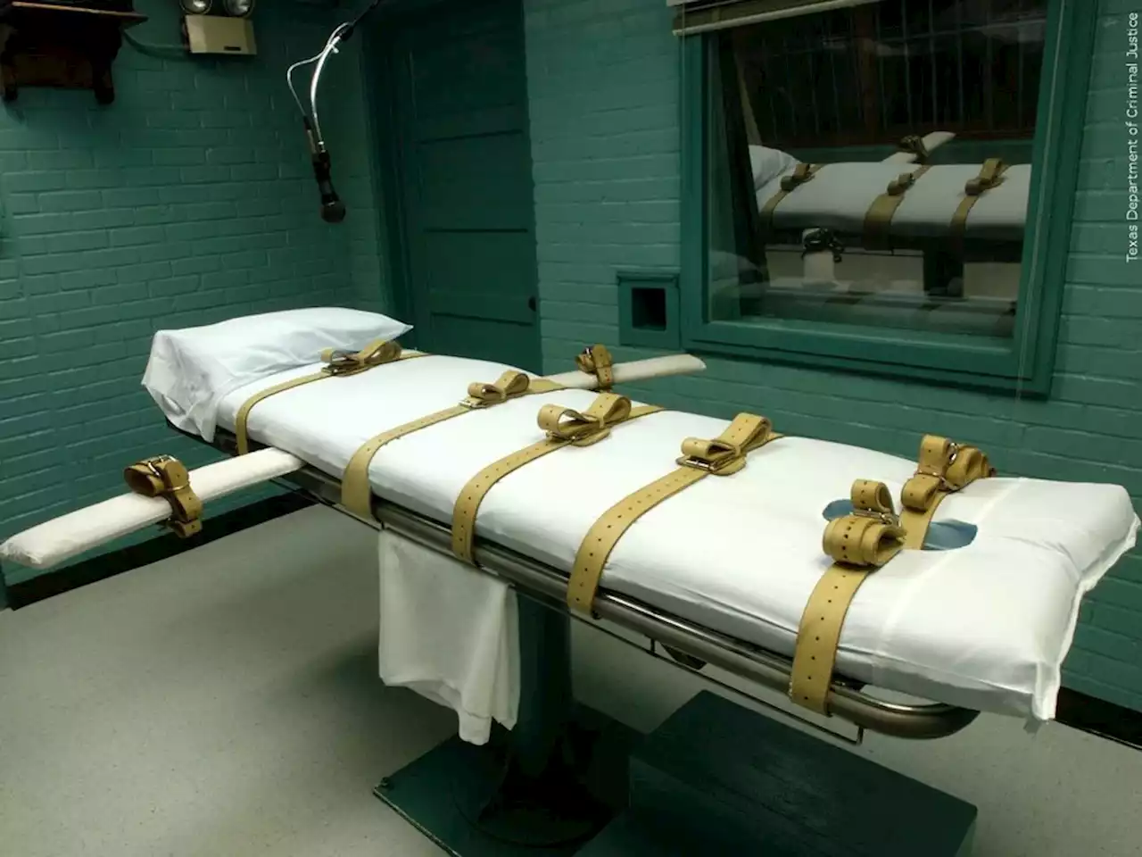 Texas loses Supreme Court case over prayer during executions