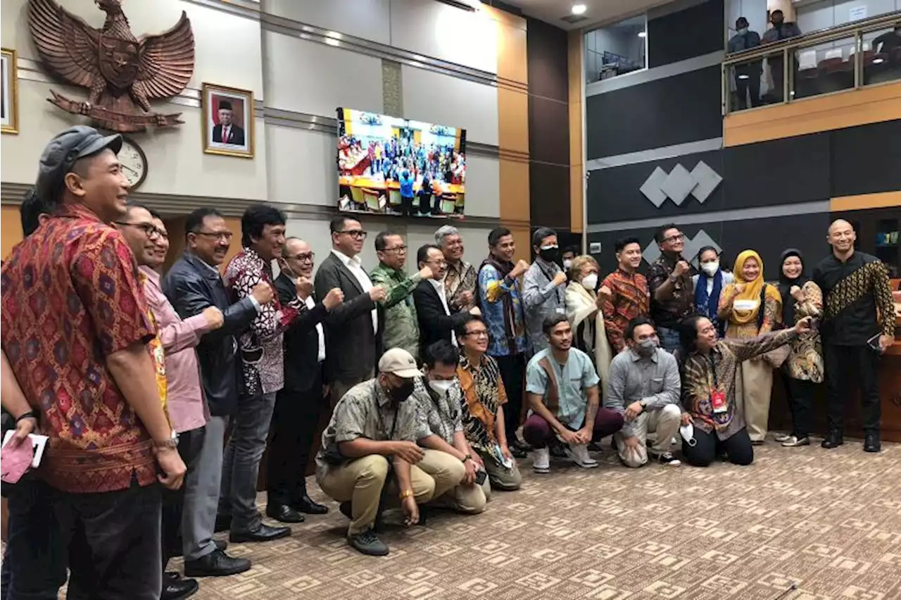 Musisi dan pencipta lagu temui DPR minta pertahankan UU Hak Cipta