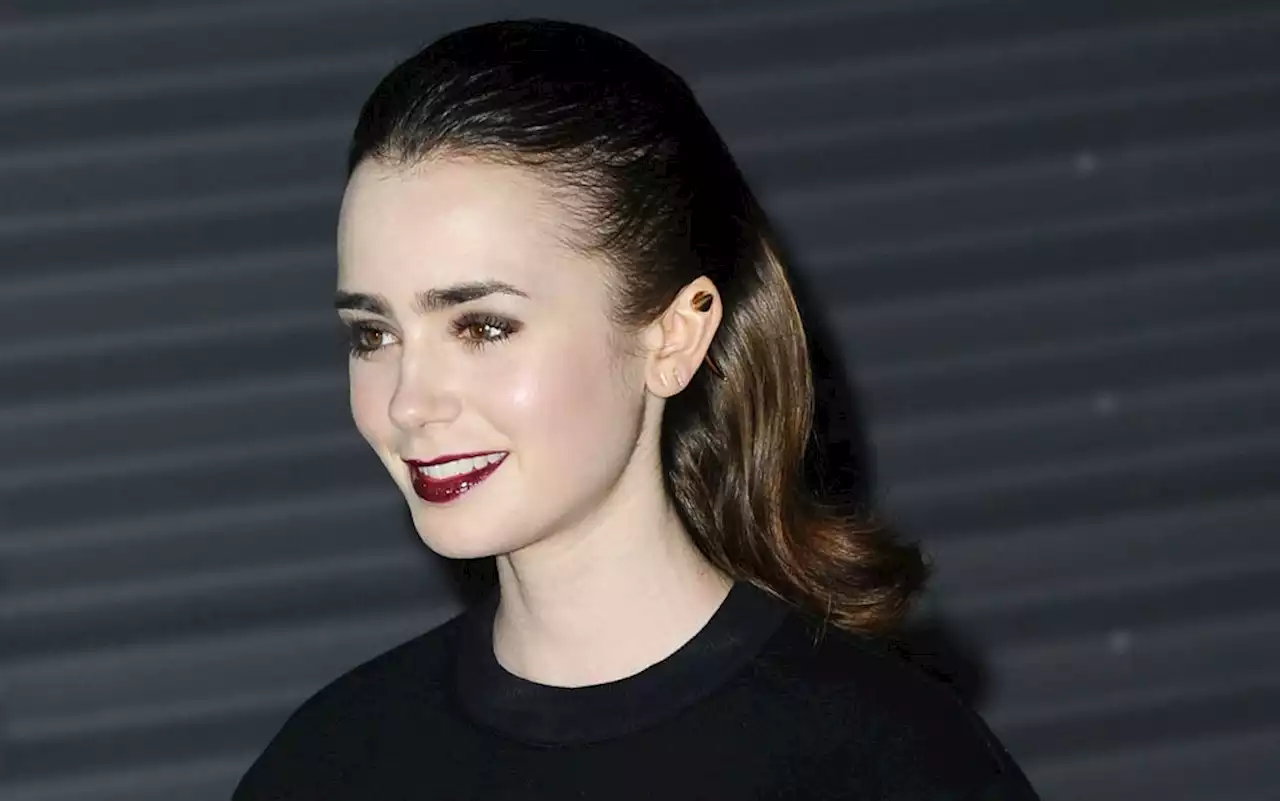 Lily Collins musste wegen „Emily in Paris“ jede Woche zum Podologen