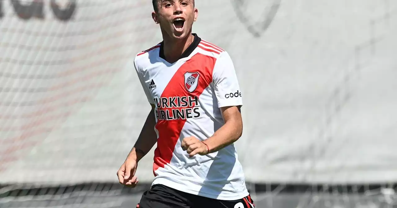 El pibe con cláusula millonaria que practicó con la Primera de River