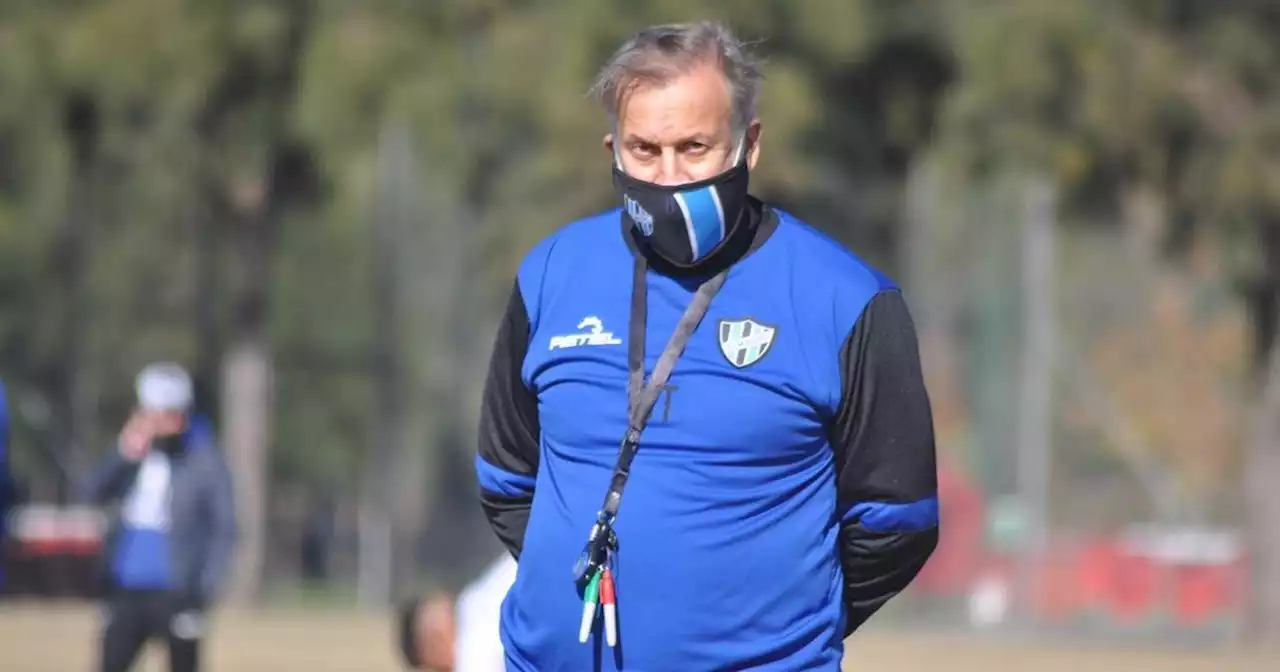 Uno más y van: Perazzo dejó de ser el técnico de Almagro