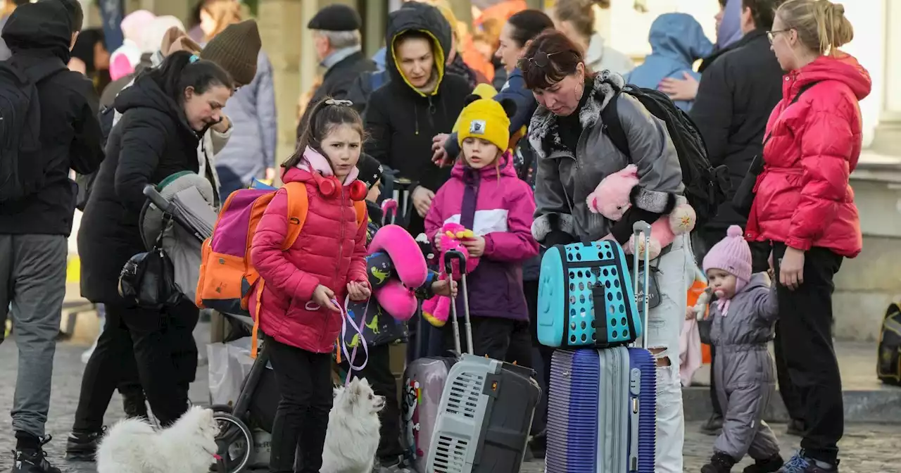 US to welcome up to 100,000 refugees from Ukraine, official says